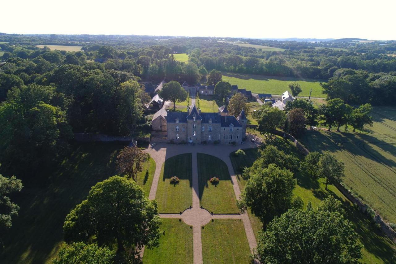Chateau De Cadouzan Saint-Dolay Kültér fotó